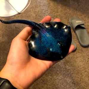 Blue stingray to hang up on wall